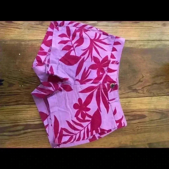 Old Navy linen everyday shorts size 2. - Picture 1 of 5